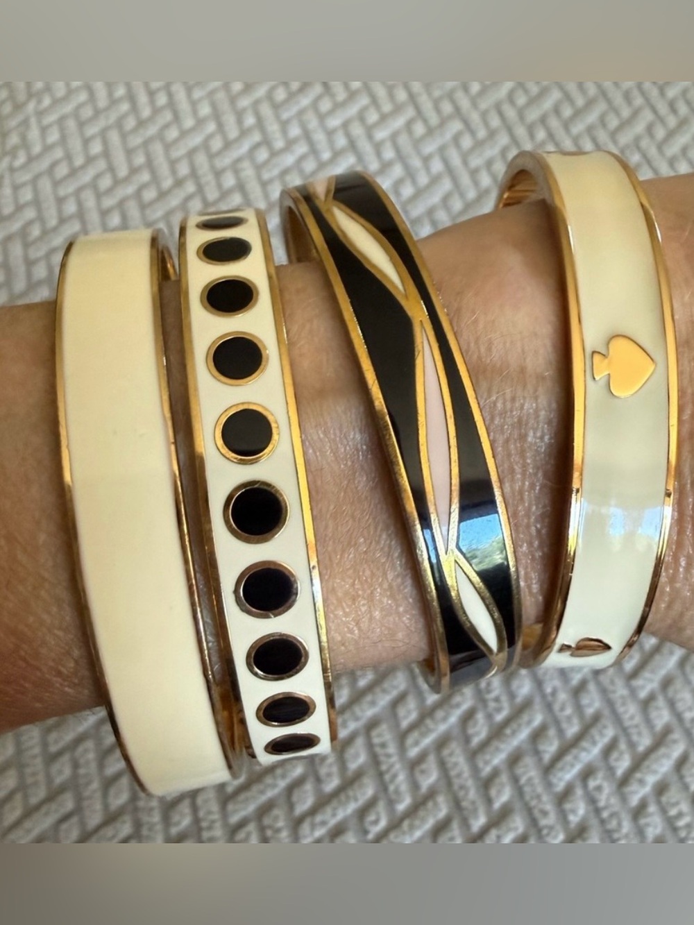 kate spade set ♠️ Enamel Bangle Stack with Black, Cream & White Accents